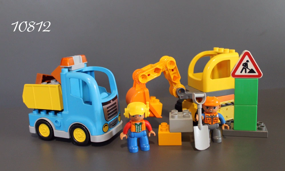 Lego® Duplo® Pásový bagr a náklaďák 10812