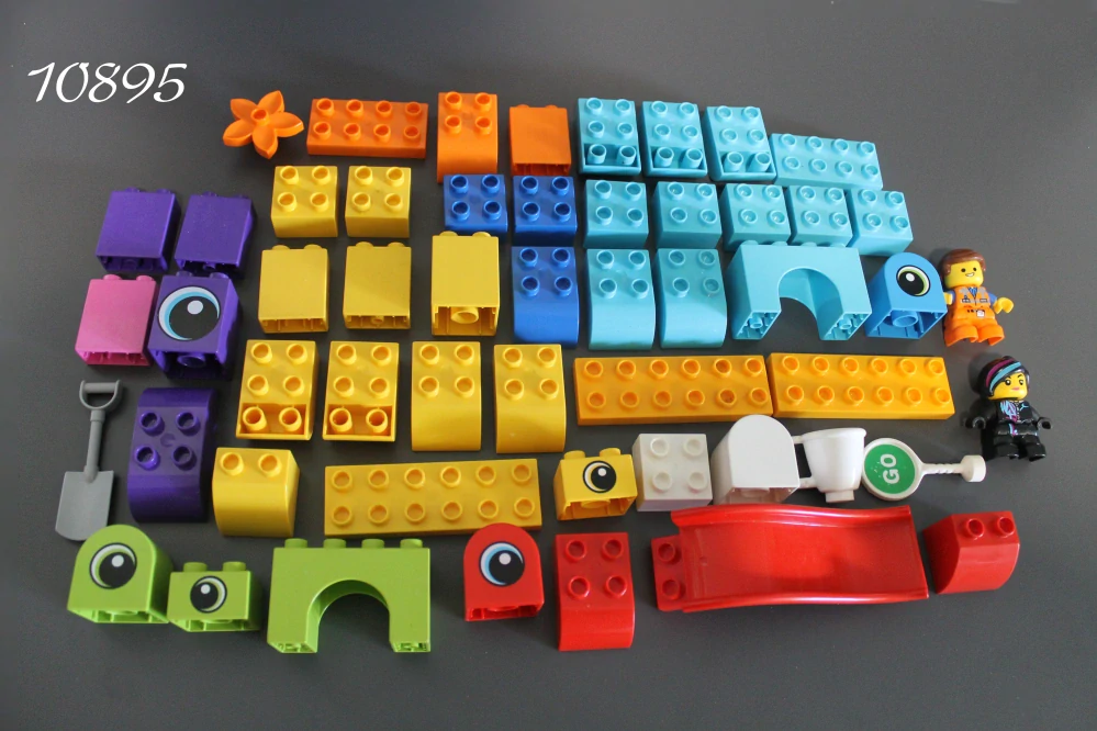 Lego® Duplo® 10895 Emmet Lucy a návštěvníci z DUPLO® planety