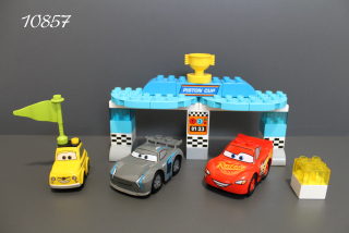 Lego® Duplo® Závod o zlatý píst 10857