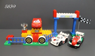 Lego® Duplo® Cars 5839 World Grand Prix