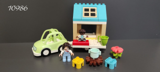 Lego® Duplo® Pojízdný rodinný dům 10986
