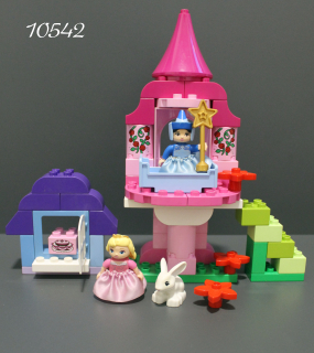 Lego® Duplo® Pohádka o Šípkové Růžence 10542